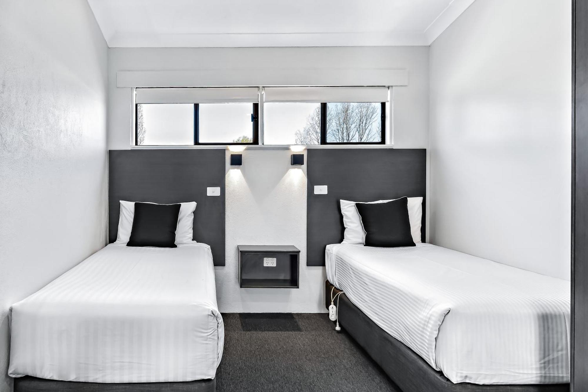Apple & Grape Motel Stanthorpe Exterior foto